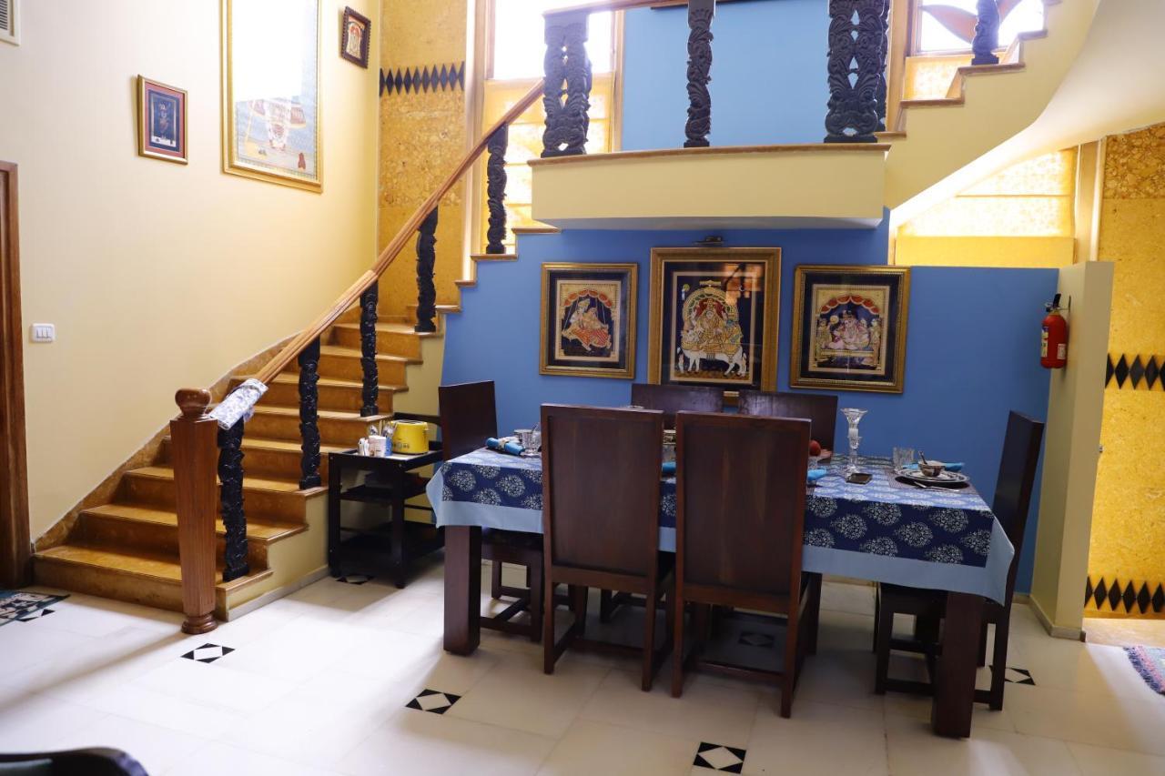 Aura Homestay Royal Villa 자이푸르 외부 사진