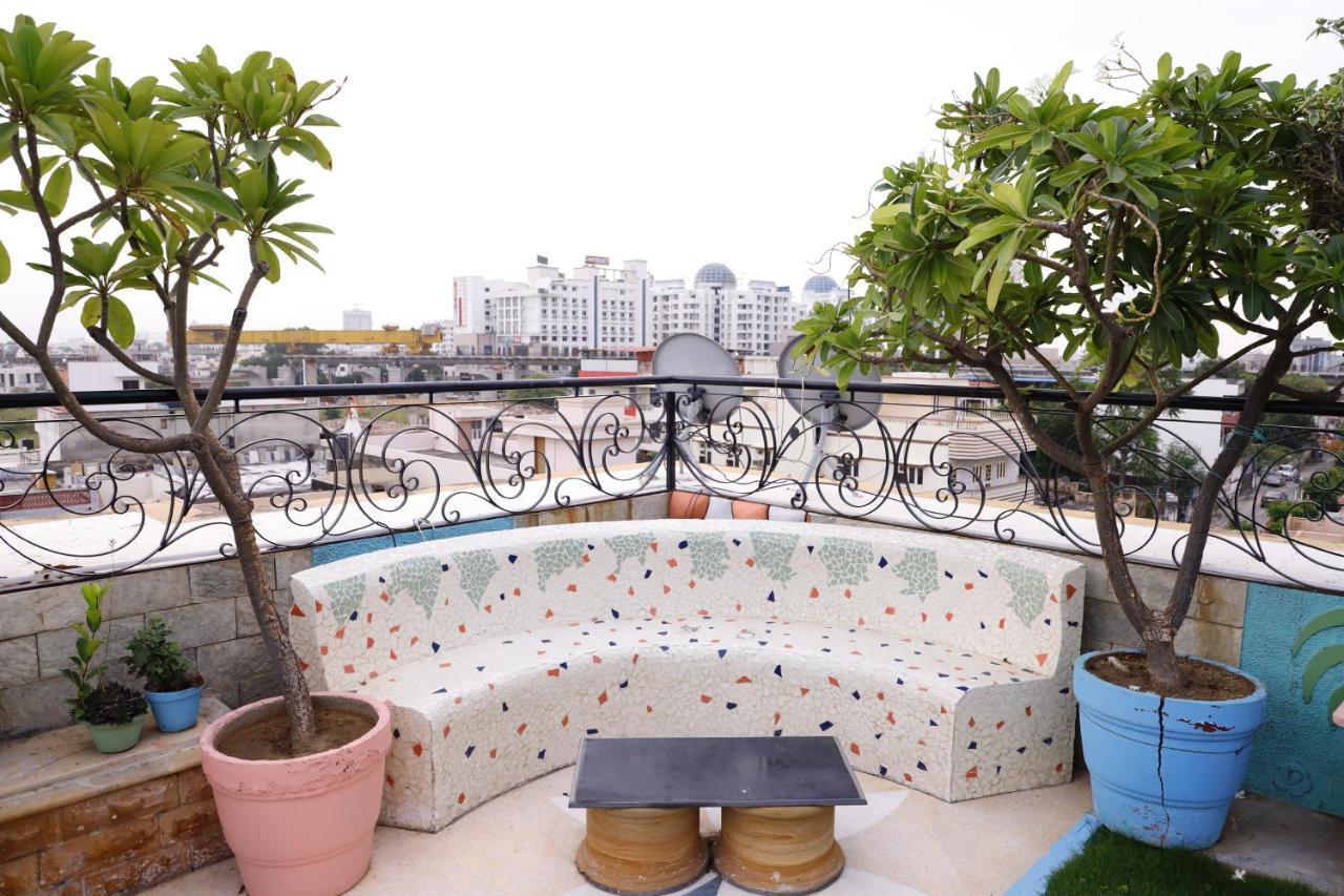 Aura Homestay Royal Villa 자이푸르 외부 사진